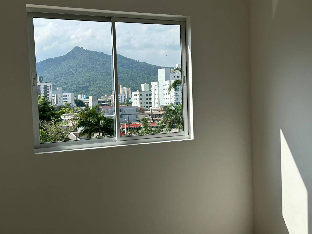 Apartamento à venda com 2 quartos, 71m² - Foto 13