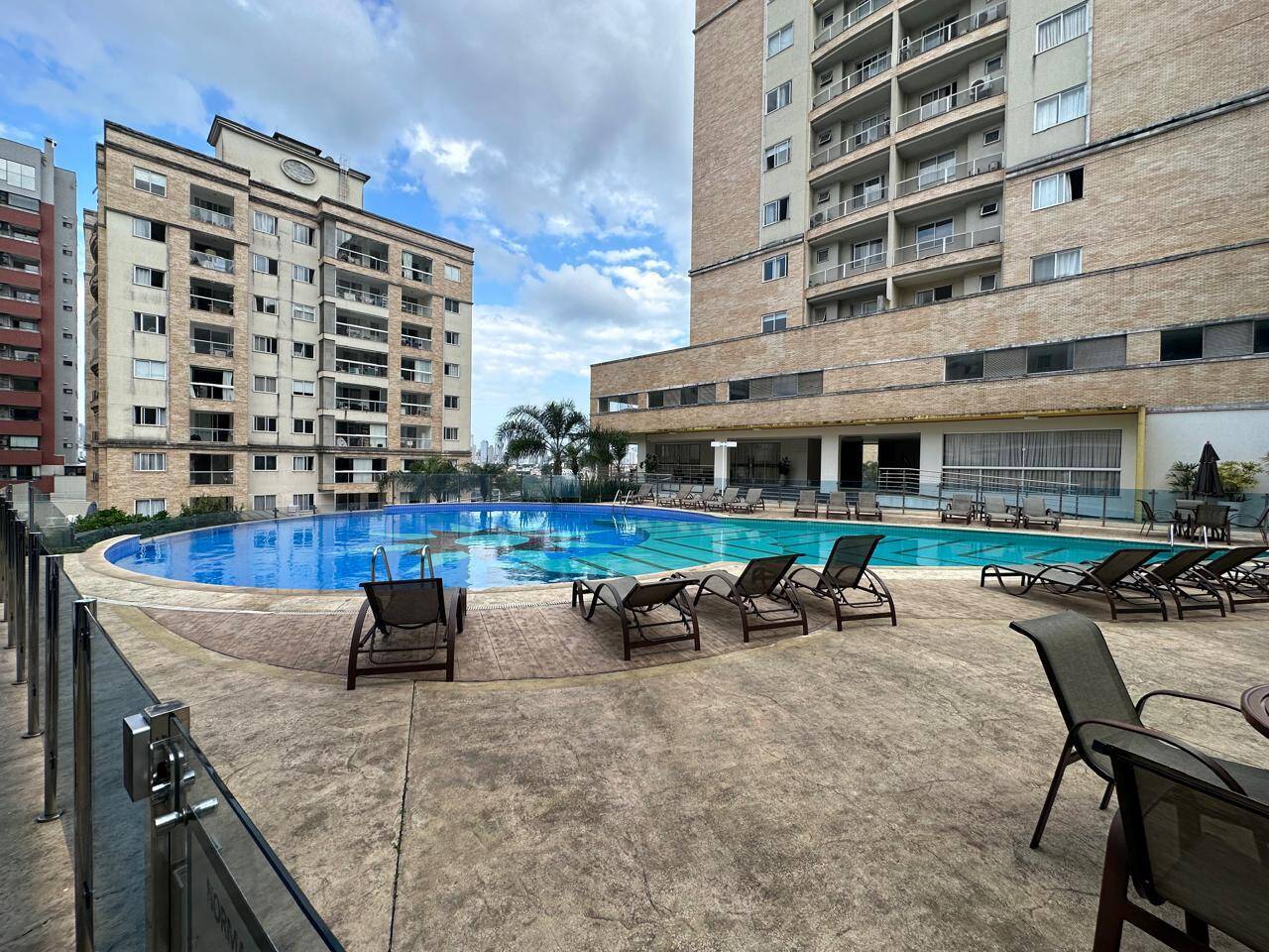 Apartamento à venda com 2 quartos, 71m² - Foto 27