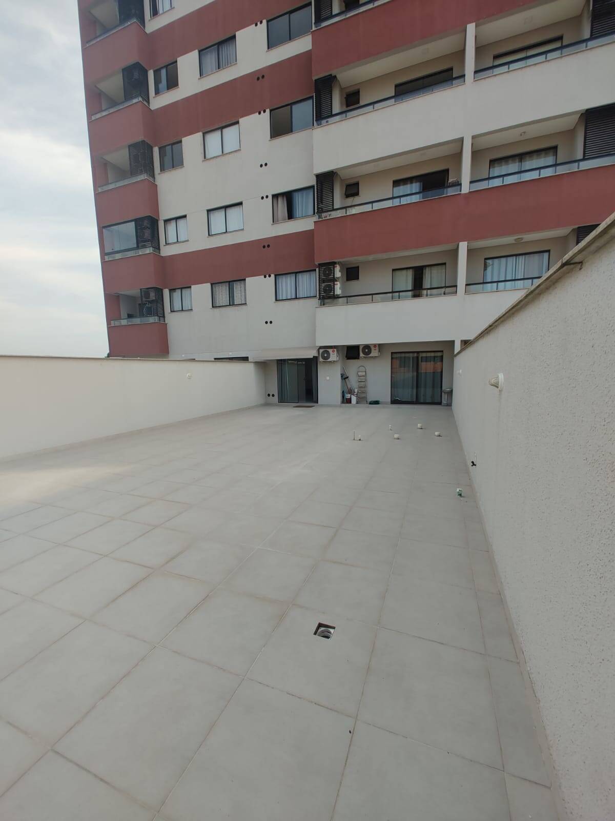 Apartamento à venda com 1 quarto, 171m² - Foto 1