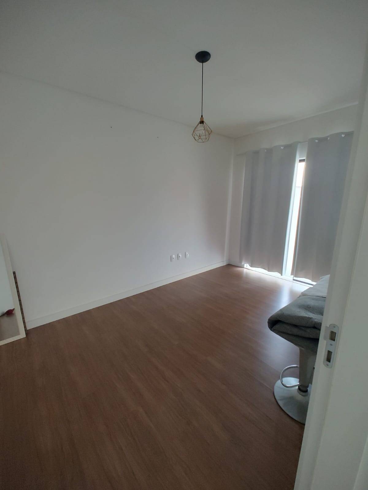 Apartamento à venda com 1 quarto, 171m² - Foto 9