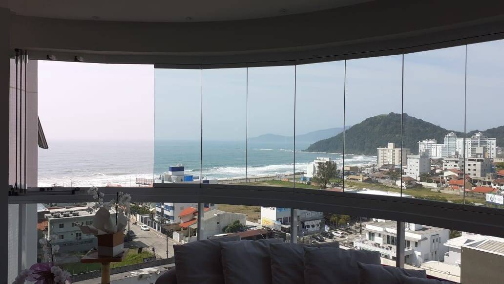 Apartamento para alugar com 3 quartos, 180m² - Foto 4
