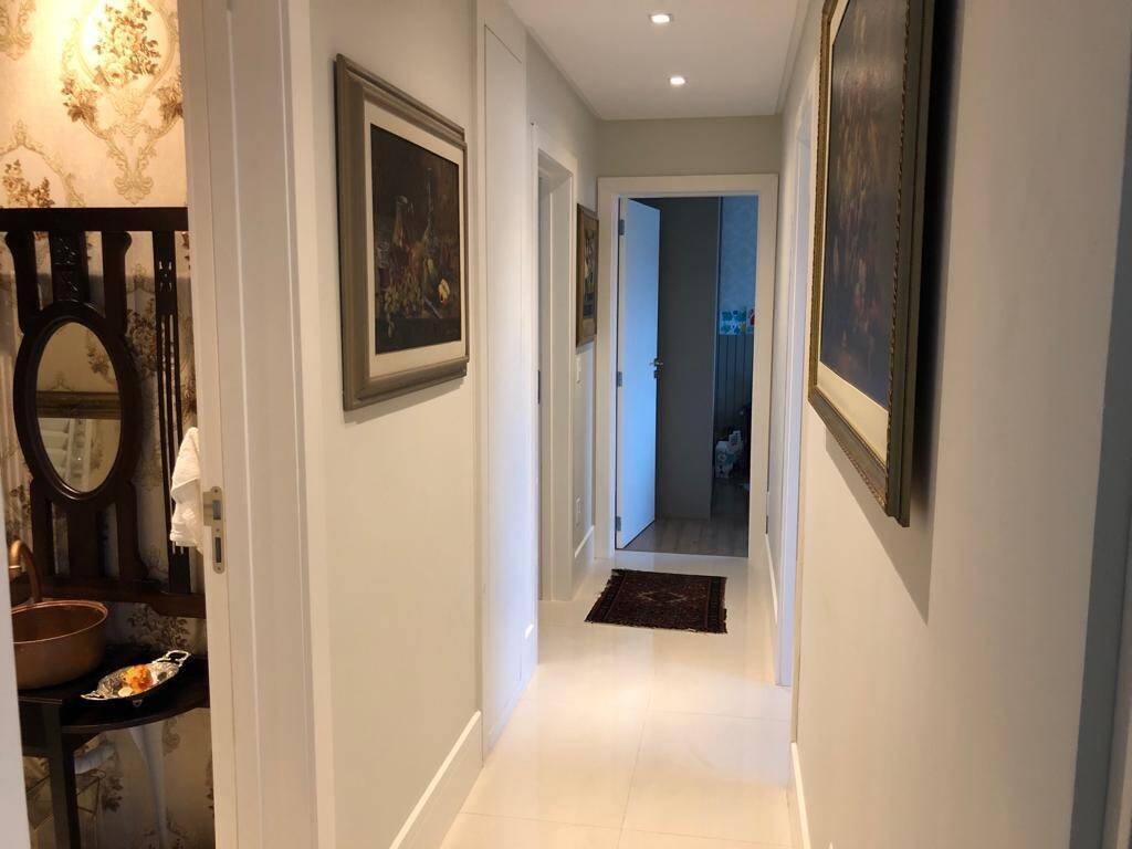 Apartamento para alugar com 3 quartos, 180m² - Foto 33