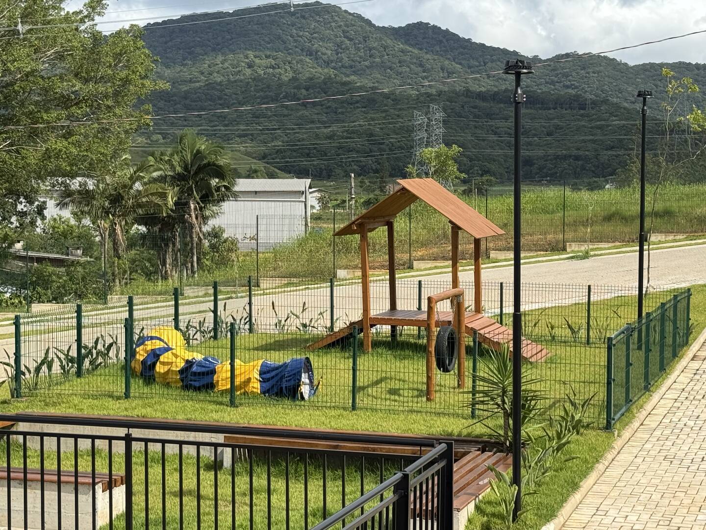 Terreno à venda, 200m² - Foto 12
