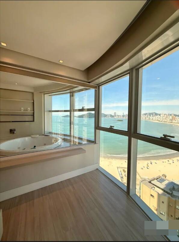 Apartamento, 3 quartos, 165 m² - Foto 1