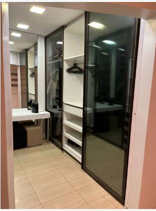 Casa para alugar com 4 quartos, 300m² - Foto 13