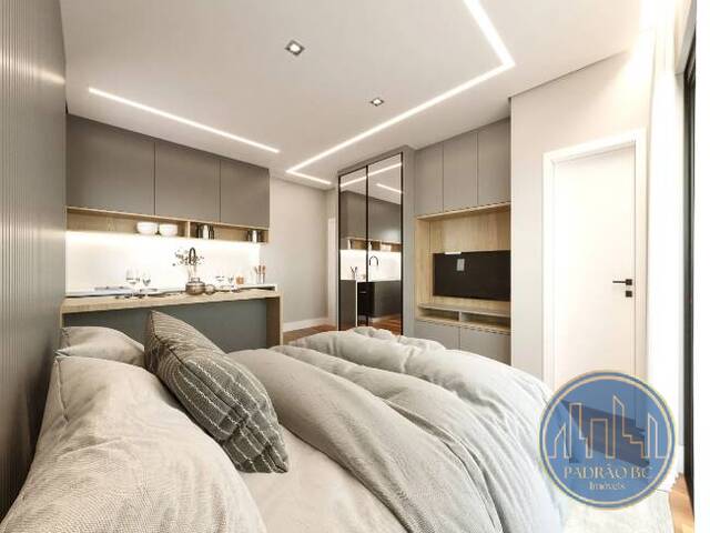 Apartamento para Venda em Curitiba - 4