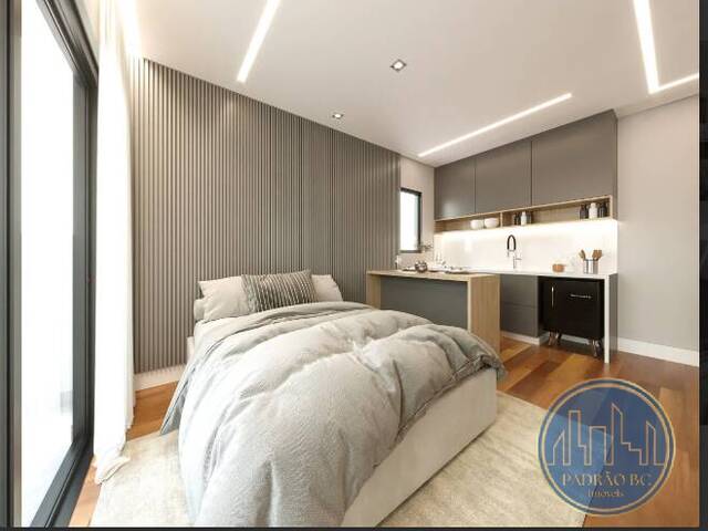 Apartamento para Venda em Curitiba - 5