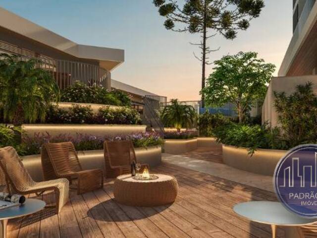 Apartamento para Venda em Curitiba - 2