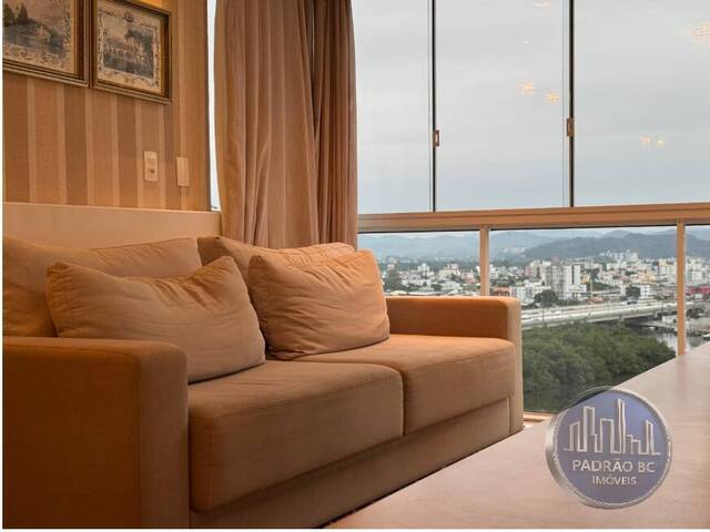 #828 - Apartamento para Venda em Balneário Camboriú - SC
