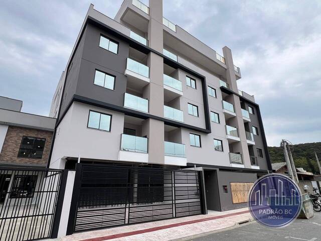 Apartamento para Venda em Camboriú - 2