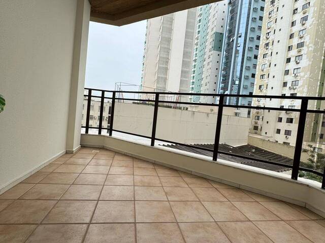 #857 - Apartamento para Locação em Balneário Camboriú - SC - 2