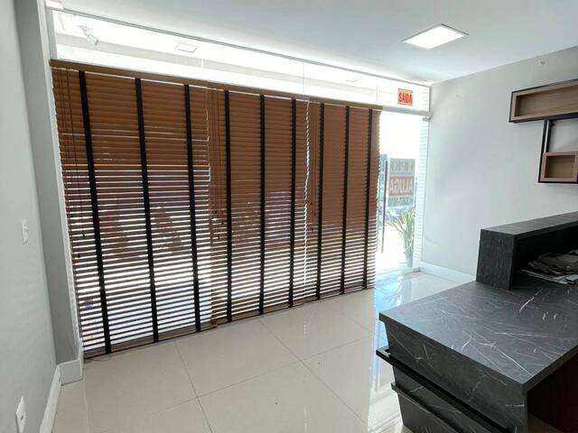 Sala para Locação em Balneário Camboriú - 4