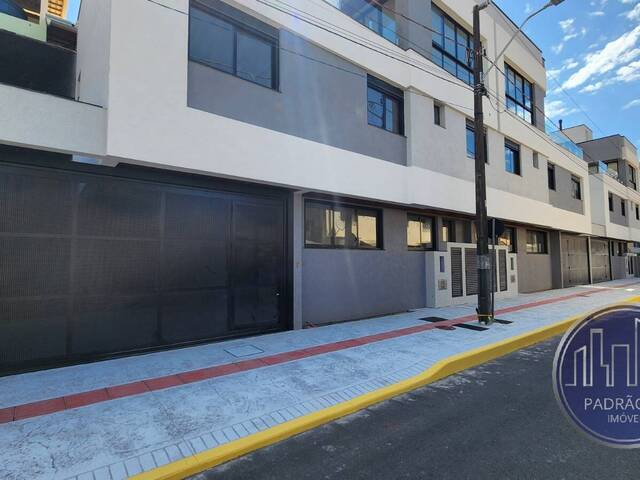 #928 - Sobrado para Venda em Balneário Camboriú - SC - 1