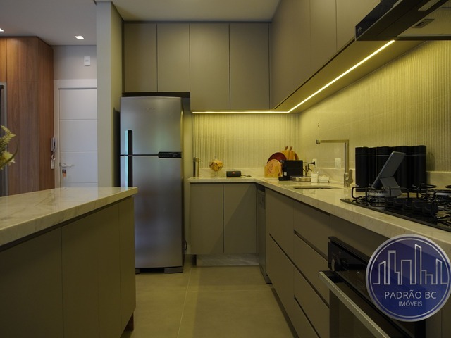 Apartamento para Venda em Curitiba - 4