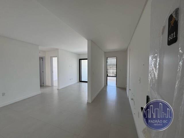 Apartamento para Venda em Balneário Camboriú - 4