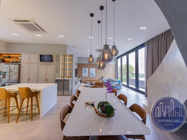 Casa para Venda em Balneário Camboriú - 2