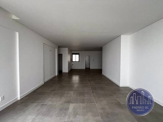 Apartamento para Venda em Balneário Camboriú - 2