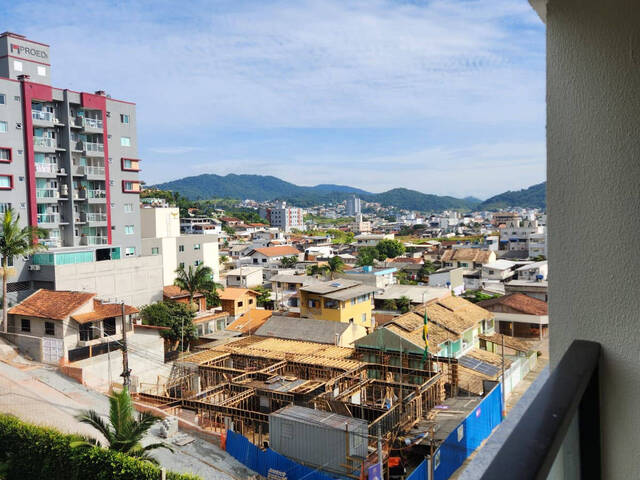 Apartamento para Venda em Camboriú - 4