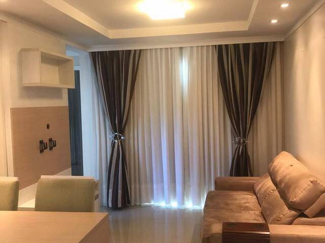 Apartamento para Venda em Camboriú - 2