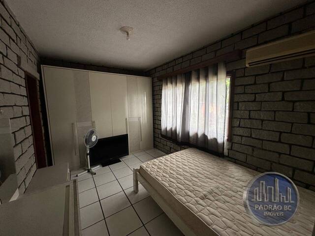 #1209 - Casa para Venda em Balneário Camboriú - SC - 2