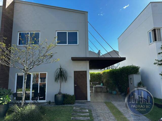 #1211 - Casa para Venda em Balneário Camboriú - SC - 2