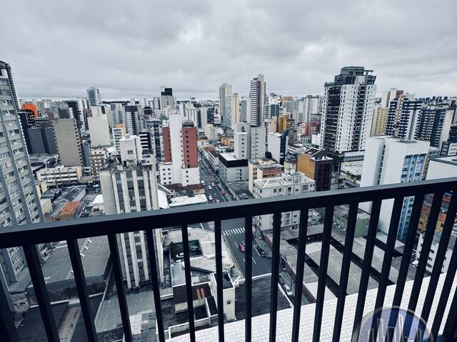#1300 - Apartamento para Venda em Curitiba - PR - 3