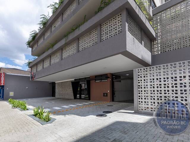 #1300 - Apartamento para Venda em Curitiba - PR - 2