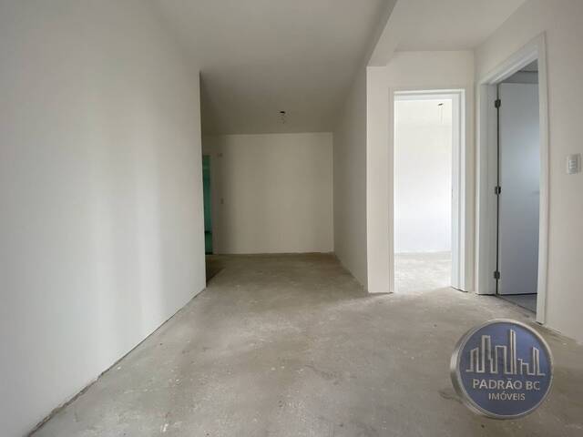 Apartamento para Venda em Curitiba - 5
