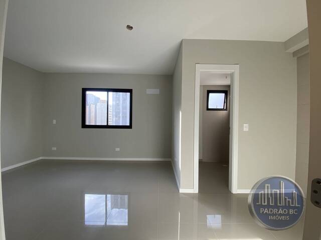 #1315 - Apartamento para Venda em Curitiba - PR - 3