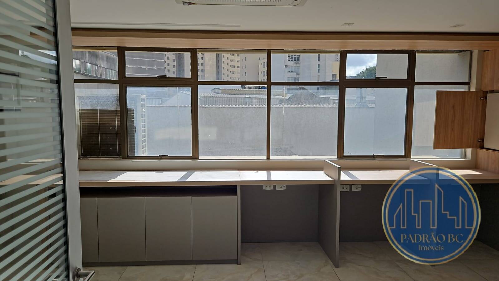 Prédio Inteiro para alugar, 1256m² - Foto 8