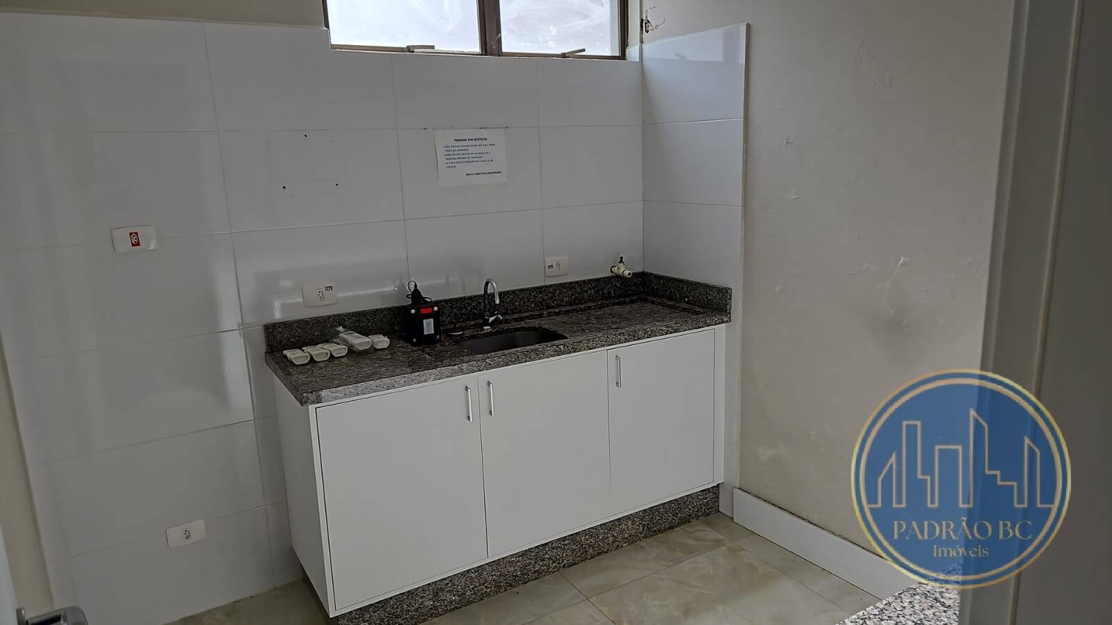 Prédio Inteiro para alugar, 1256m² - Foto 12