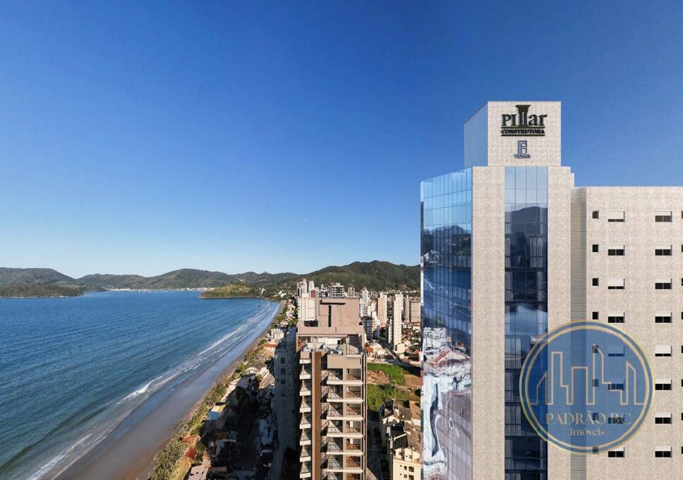 Apartamento à venda com 3 quartos, 124m² - Foto 4
