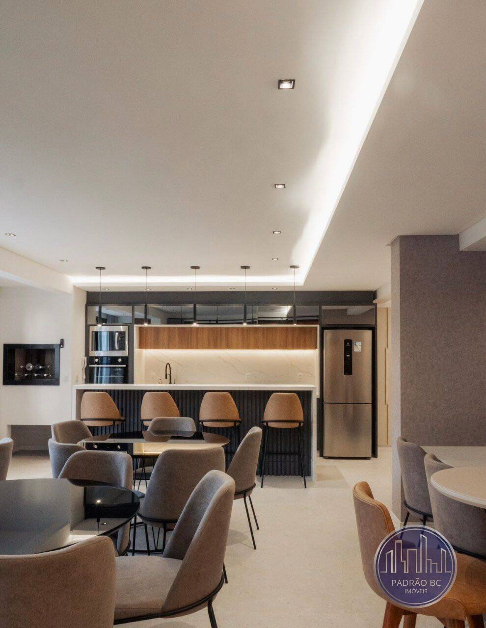 Apartamento à venda com 3 quartos, 110m² - Foto 7