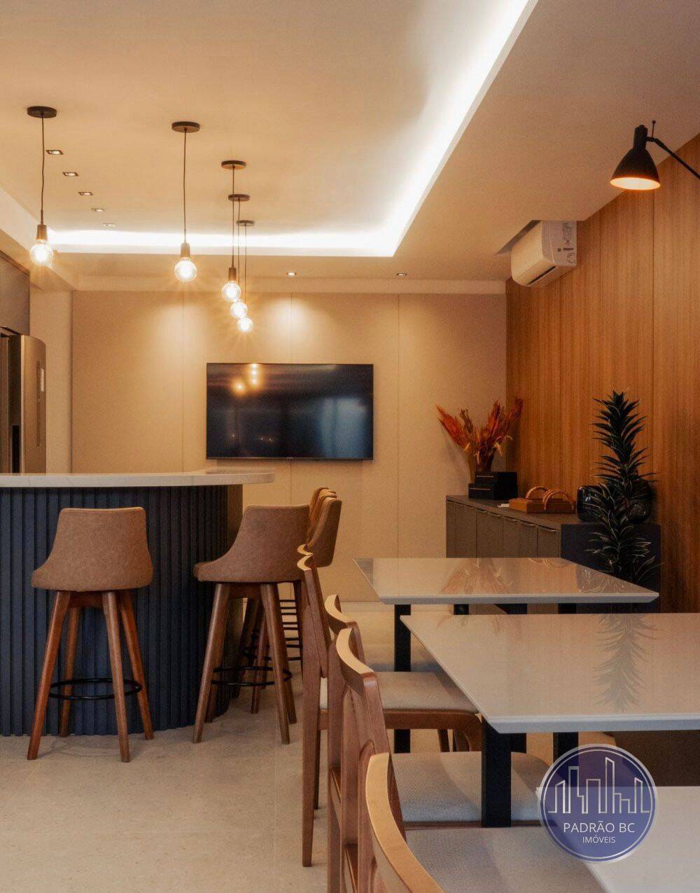 Apartamento à venda com 3 quartos, 110m² - Foto 16