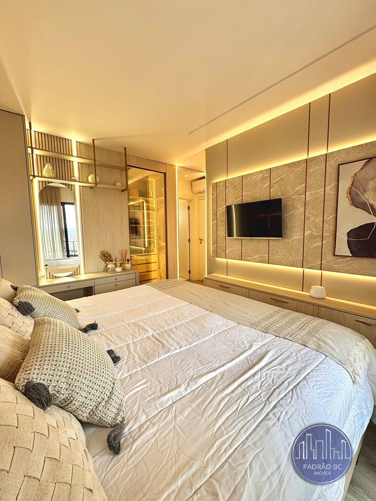 Apartamento à venda com 3 quartos, 110m² - Foto 15