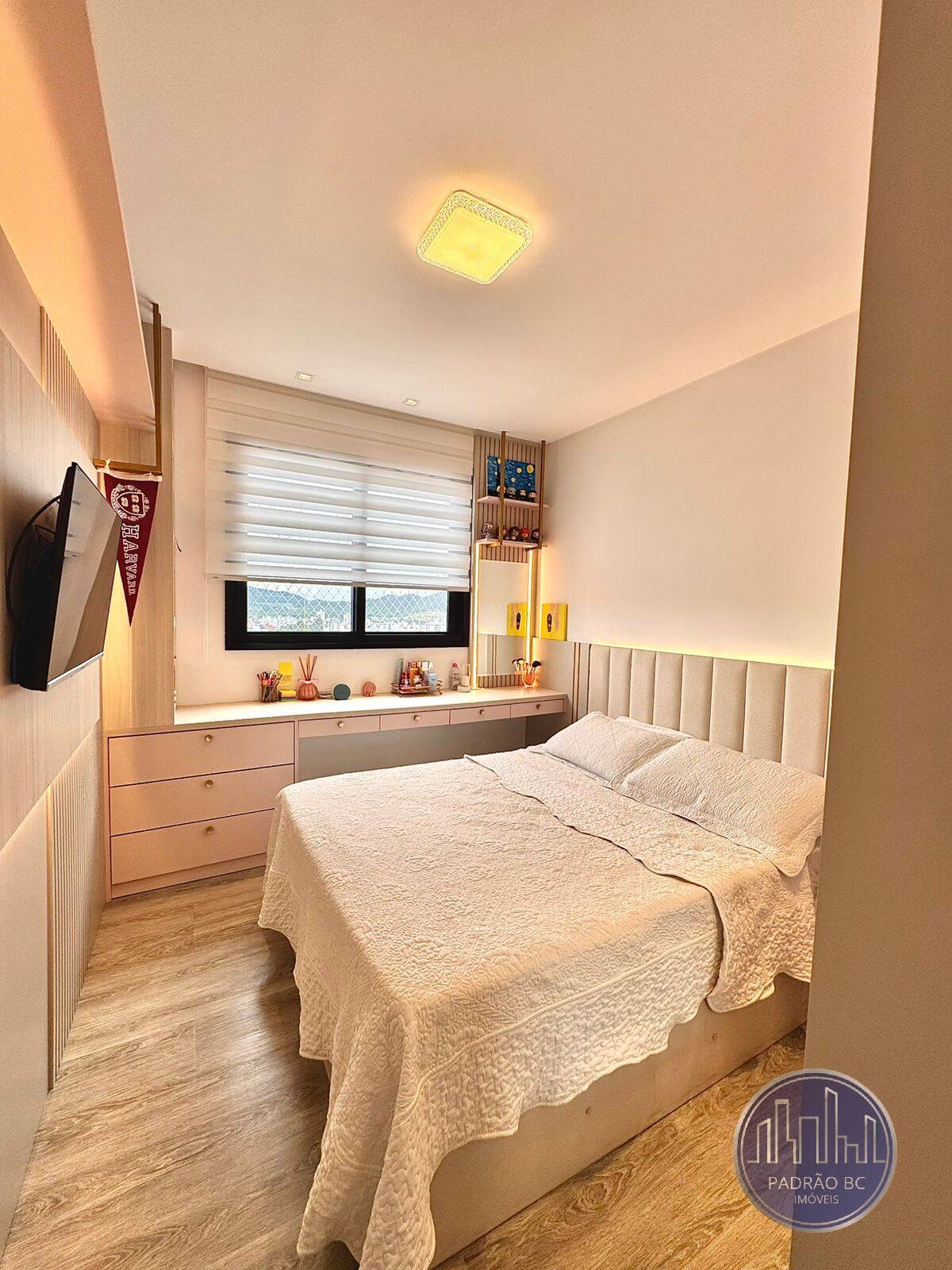 Apartamento à venda com 3 quartos, 110m² - Foto 21