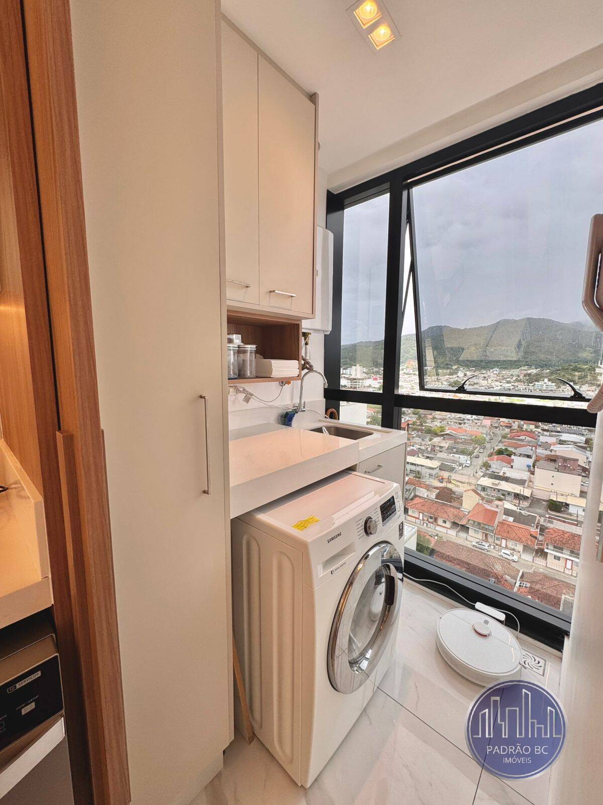 Apartamento à venda com 3 quartos, 110m² - Foto 22