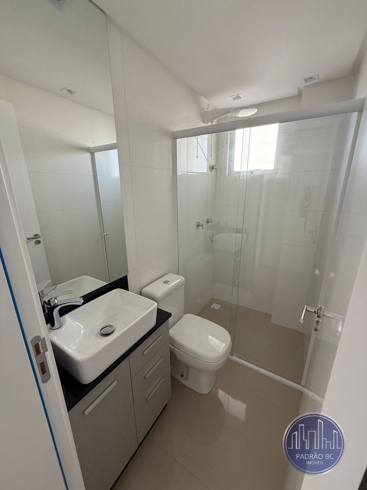 Apartamento para alugar com 3 quartos, 70m² - Foto 7