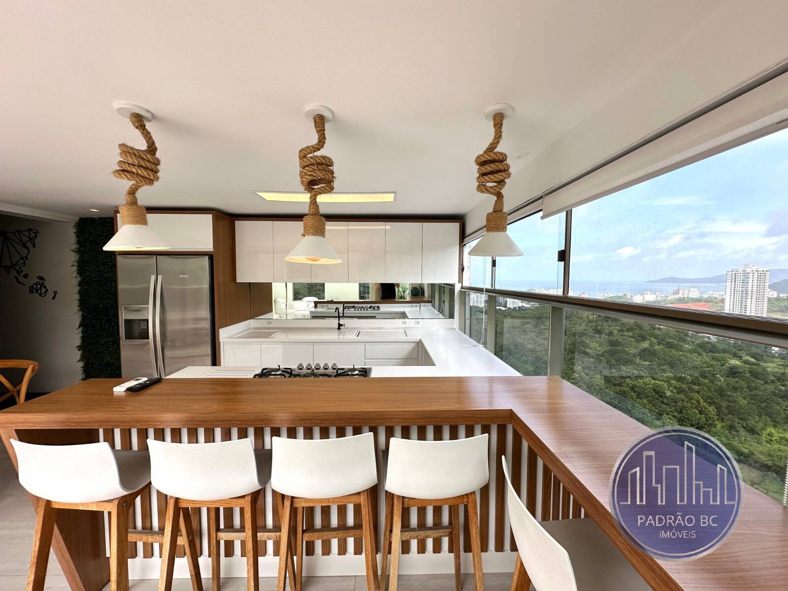 Cobertura para alugar com 1 quarto, 140m² - Foto 3