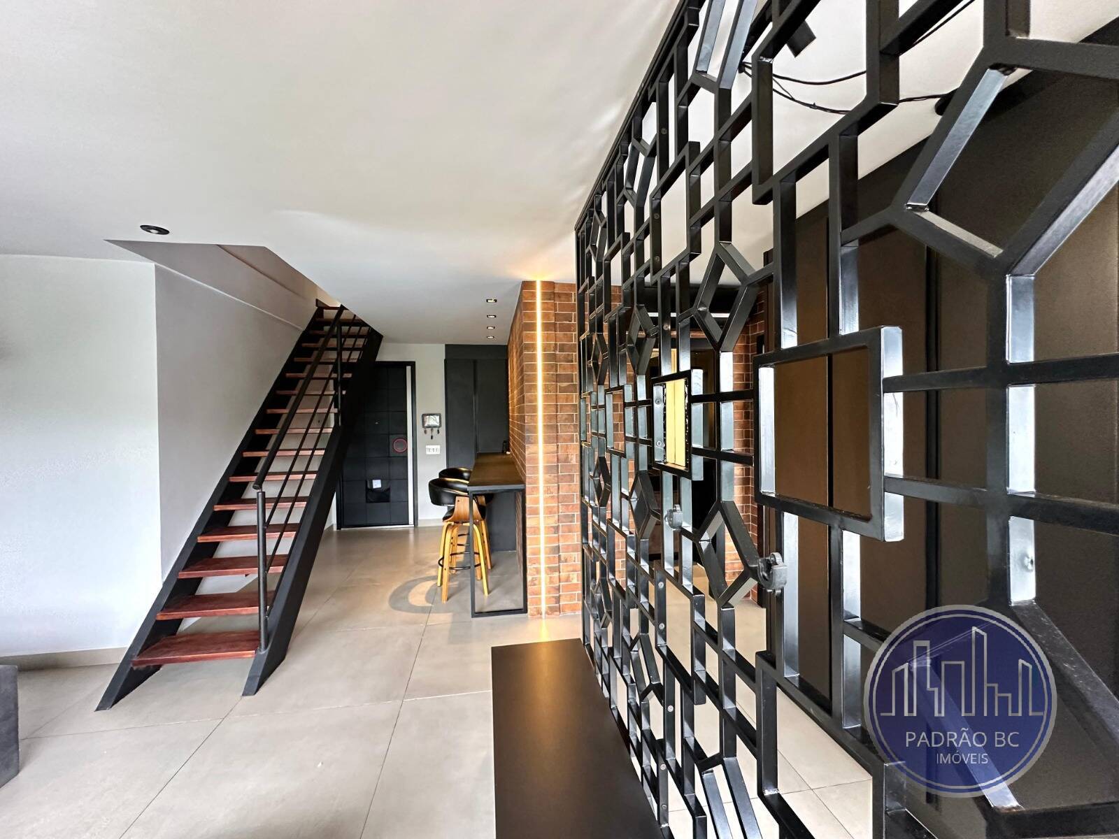 Cobertura para alugar com 1 quarto, 140m² - Foto 9