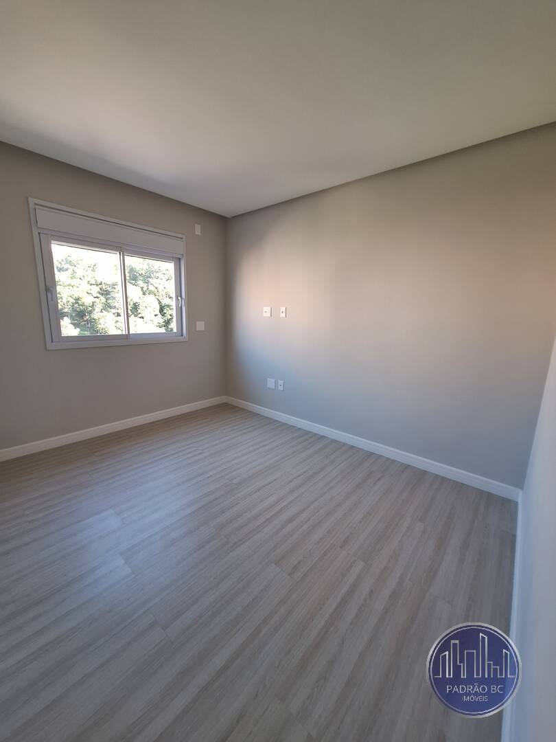 Apartamento para alugar com 4 quartos, 182m² - Foto 15