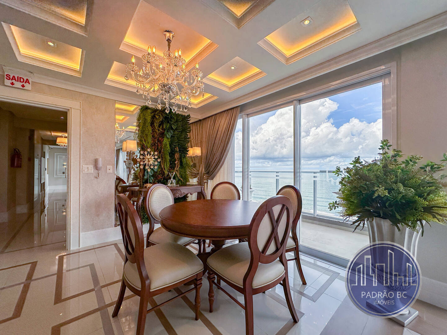 Apartamento para alugar com 4 quartos, 182m² - Foto 19