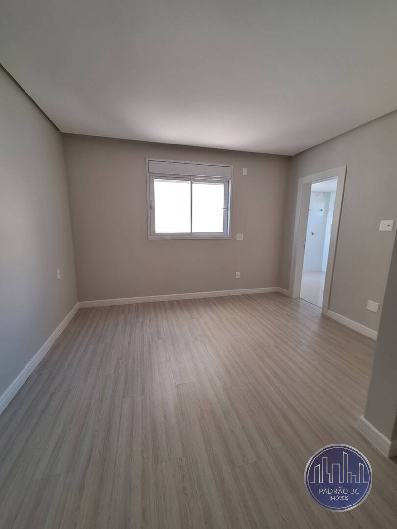 Apartamento para alugar com 4 quartos, 182m² - Foto 8