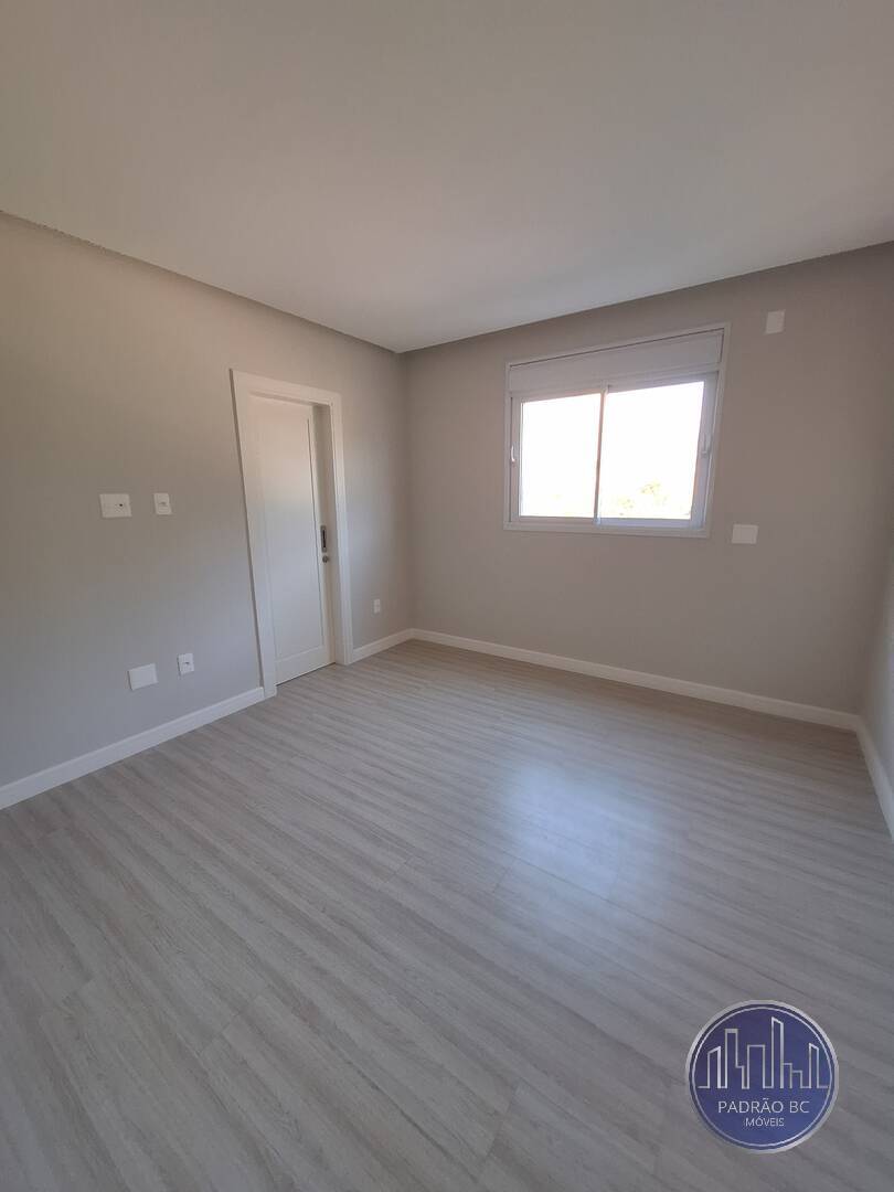 Apartamento para alugar com 4 quartos, 182m² - Foto 10