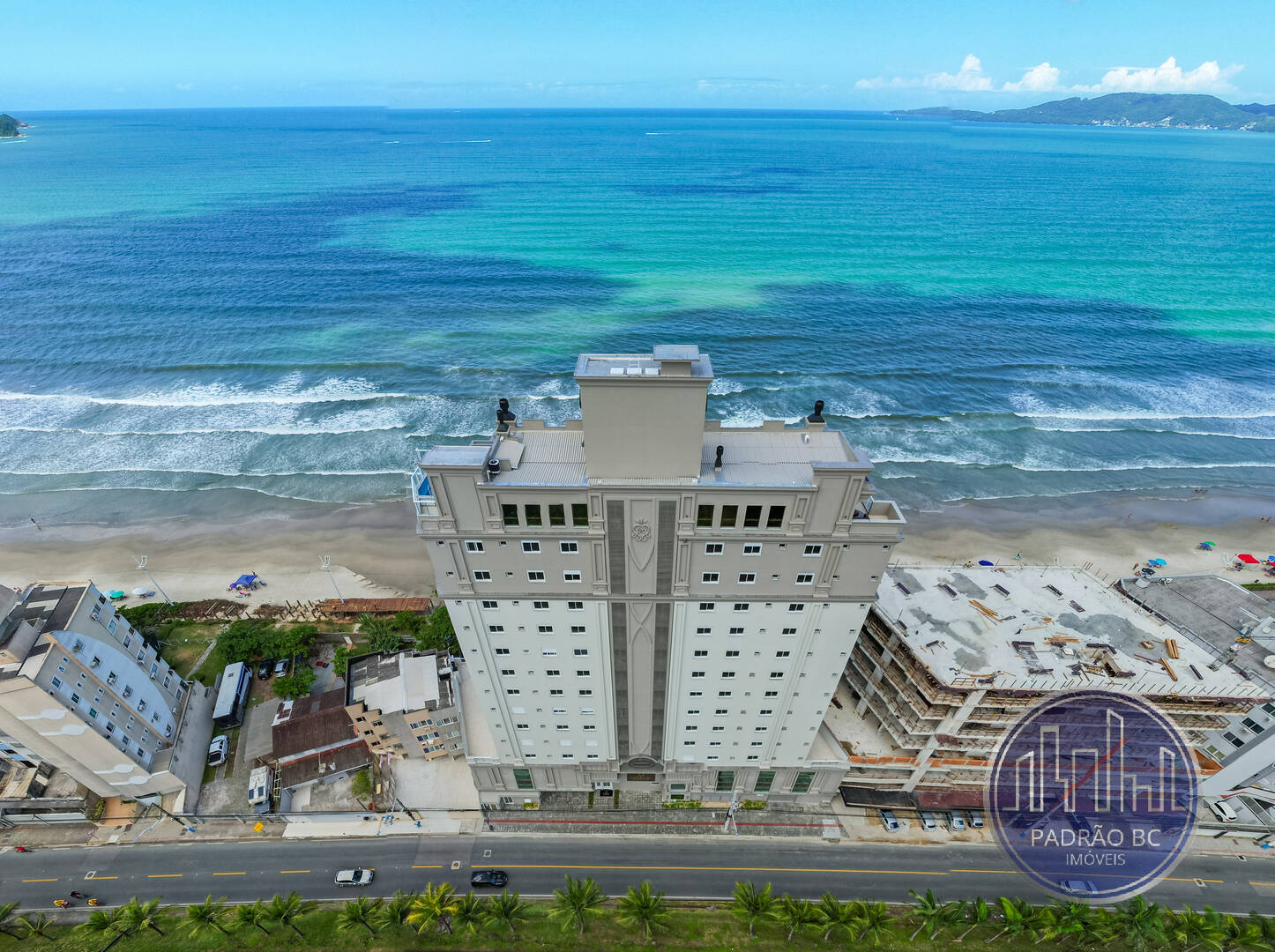 Apartamento para alugar com 4 quartos, 182m² - Foto 12
