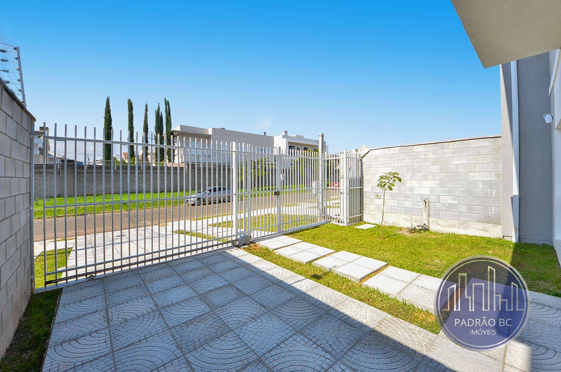 Casa à venda com 3 quartos, 121m² - Foto 10