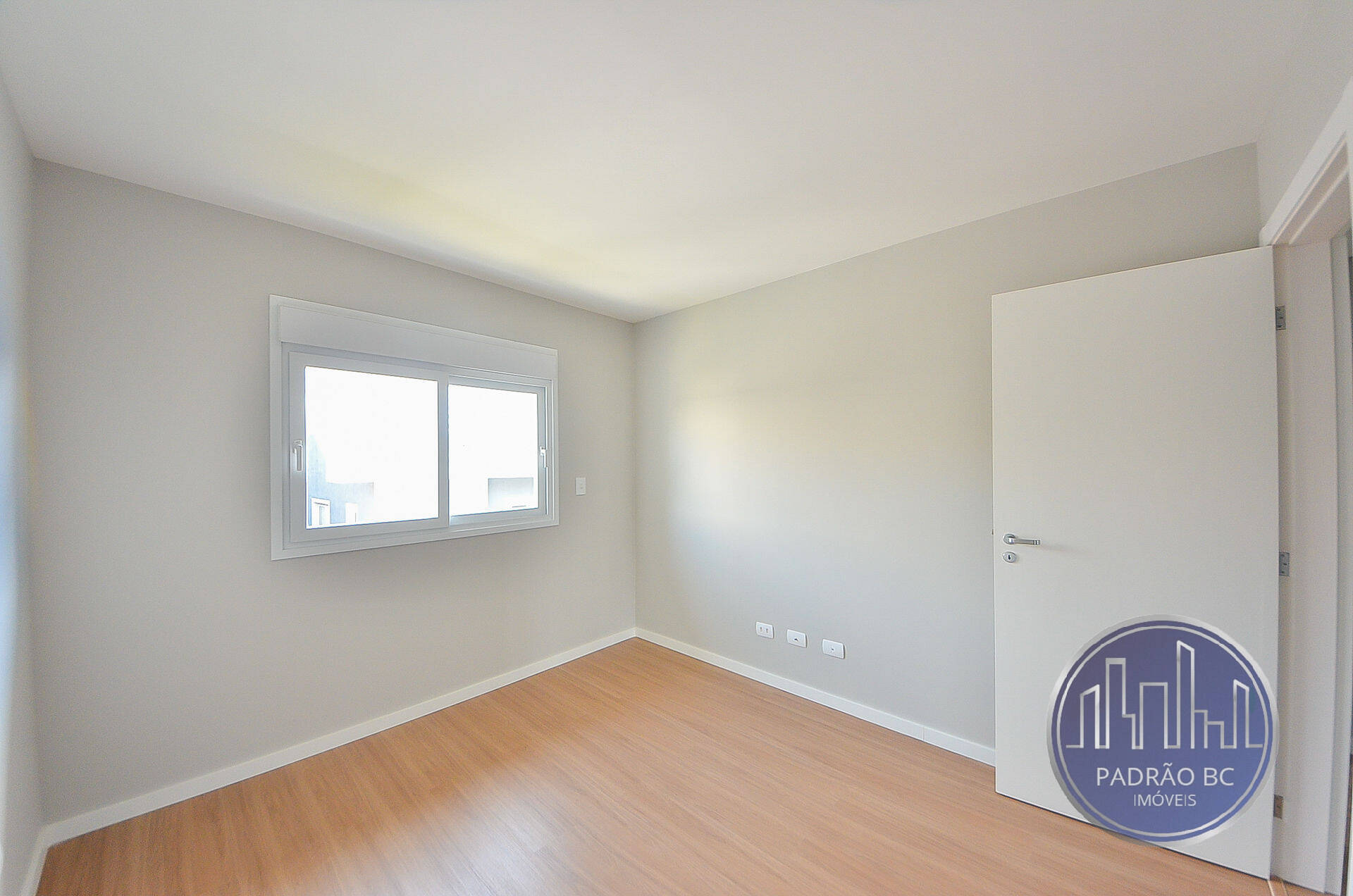 Casa à venda com 3 quartos, 121m² - Foto 15