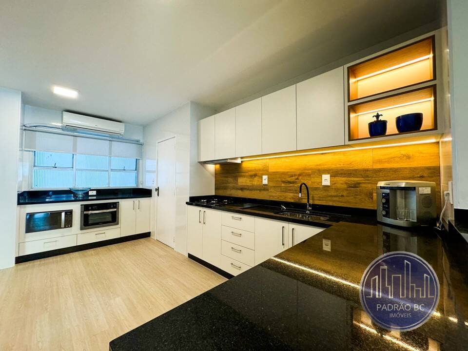 Apartamento para alugar com 4 quartos, 158m² - Foto 17