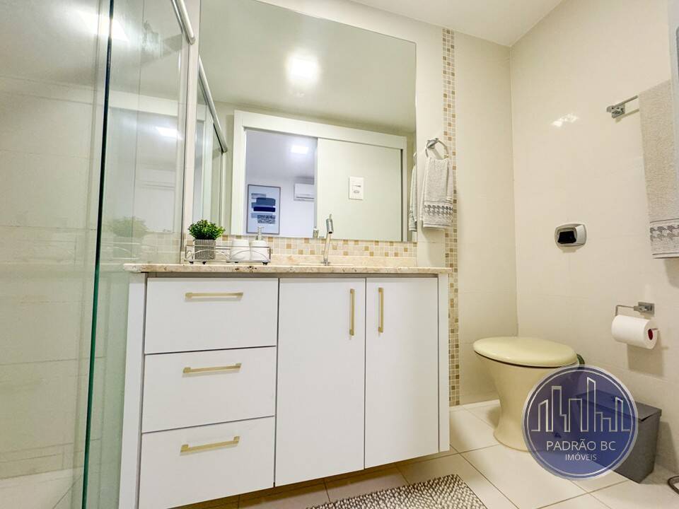 Apartamento para alugar com 4 quartos, 158m² - Foto 25
