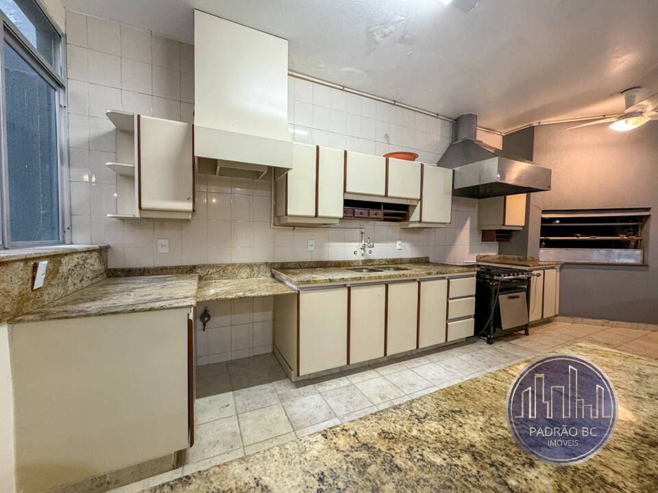 Apartamento para alugar com 4 quartos, 158m² - Foto 35